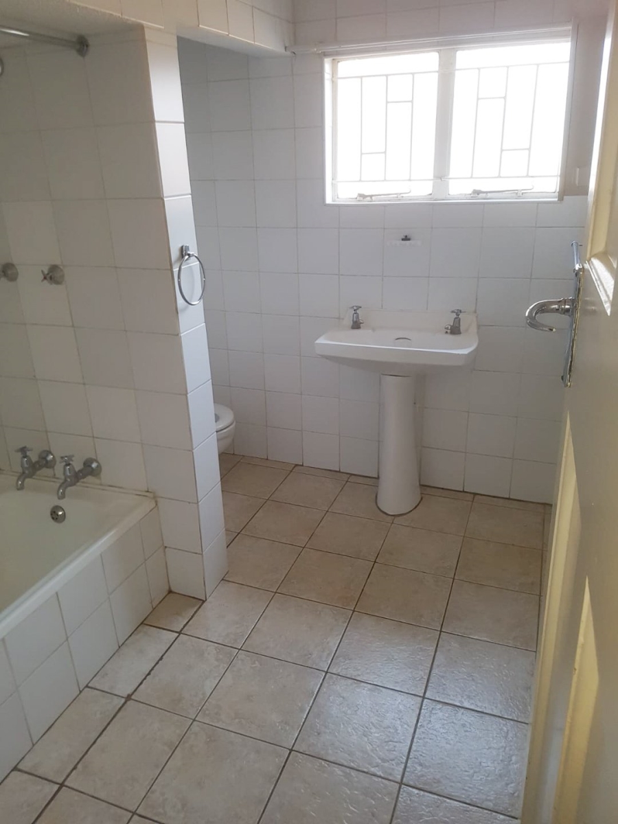  Bedroom Property for Sale in Wilkoppies North West